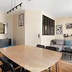 Elegant Appartement Moderne Au Coeur Du Paris Historique